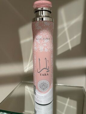 Lattafa YARA Pink and Silver Air Freshener
